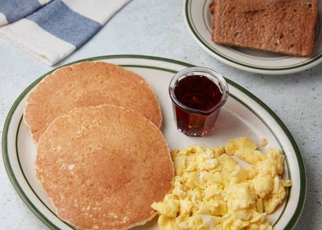2 Pancakes & 2 Eggs - O.