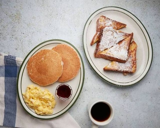 French Toast & 2 Eggs - O.