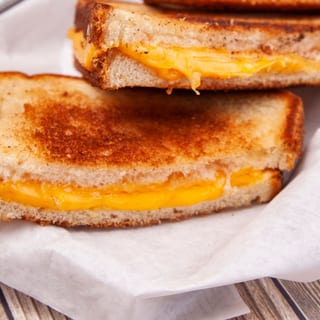 Grilled Cheese Sandwich - O