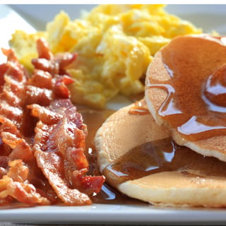 2 Pancakes & 2 Eggs - O
